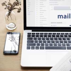 Email Marketing – one pager with form – 3 email